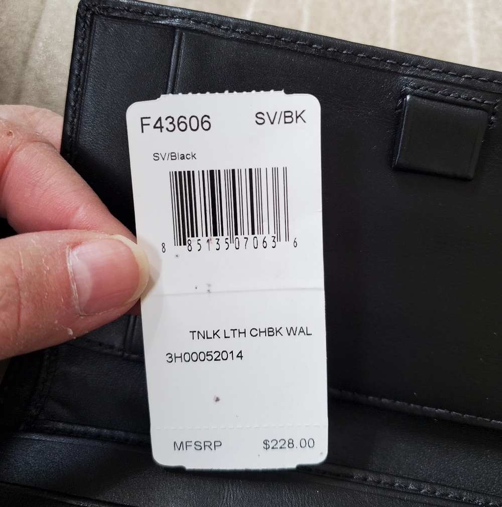 Coach Silver and Black Turnlock Leather Checkbook Wallet Unused With Tags - Picture 13 of 13